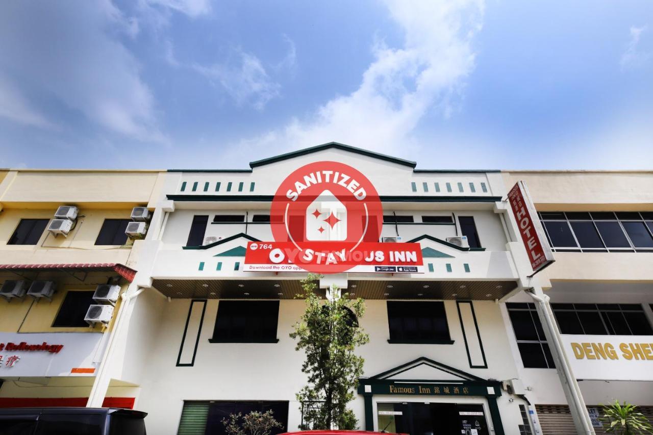 Oyo 764 Hotel Famous Inn Malacca Exteriör bild