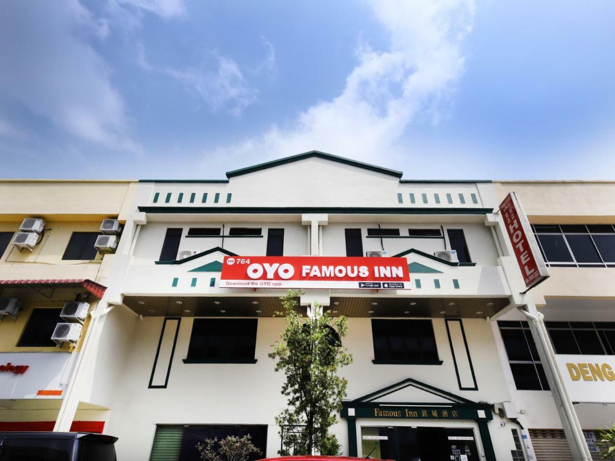 Oyo 764 Hotel Famous Inn Malacca Exteriör bild